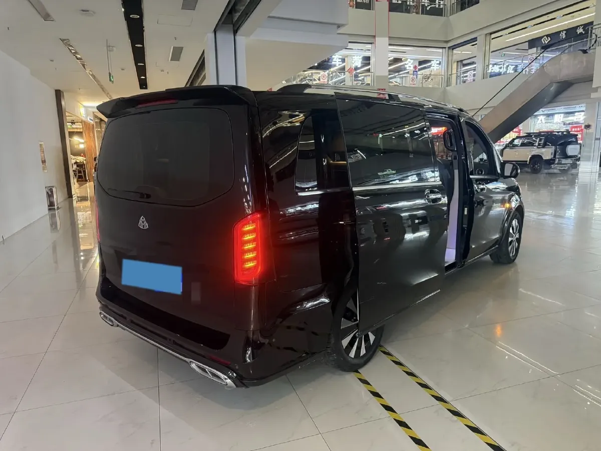 2021 Mercedes-Benz Vito 2.0T 211HP L4 9AT,autocango,china used car exporter,china ev exporter,chinese used car exporter,chinese used ev exporter