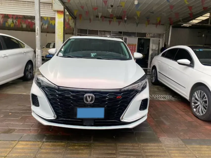 2020 ChangAn Eado 1.6L 128HP L4 5MT,autocango,china used car exporter,china ev exporter,chinese used car exporter,chinese used ev exporter