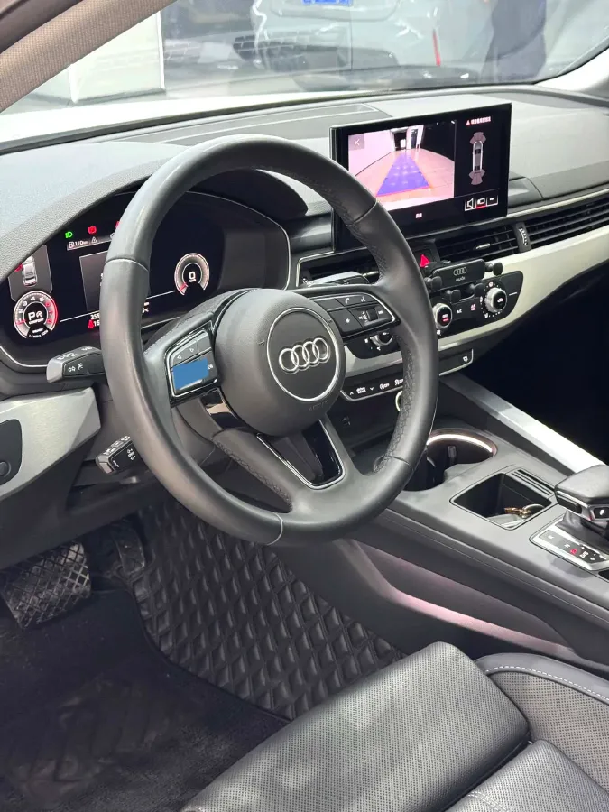 2022 Audi A4L 2.0T 190HP L4 7DCT,autocango,china used car exporter,china ev exporter,chinese used car exporter,chinese used ev exporter