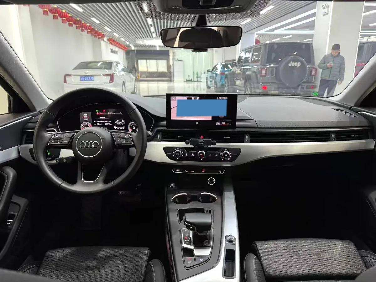 2022 Audi A4L 2.0T 190HP L4 7DCT,autocango,china used car exporter,china ev exporter,chinese used car exporter,chinese used ev exporter