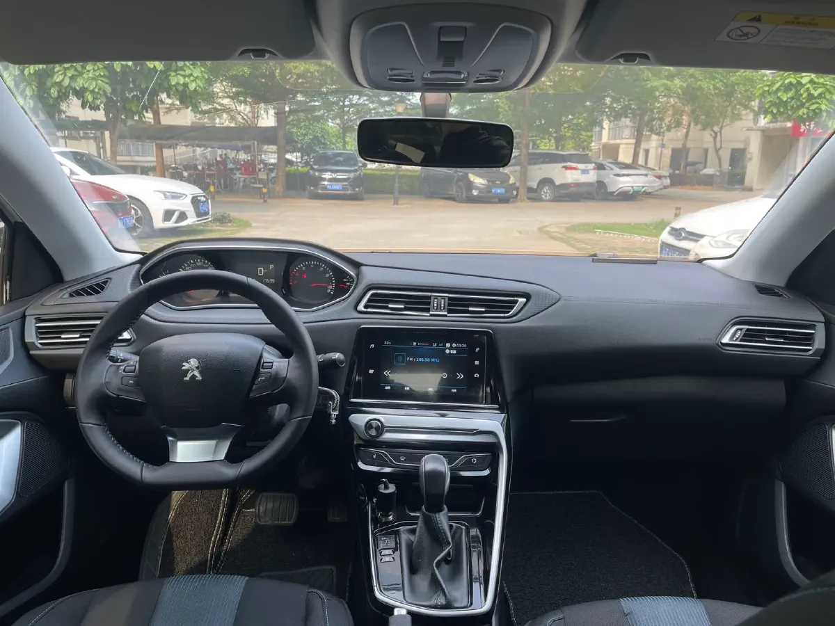 2018 Peugeot 308 1.6L 117HP L4 6AT,autocango,china used car exporter,china ev exporter,chinese used car exporter,chinese used ev exporter