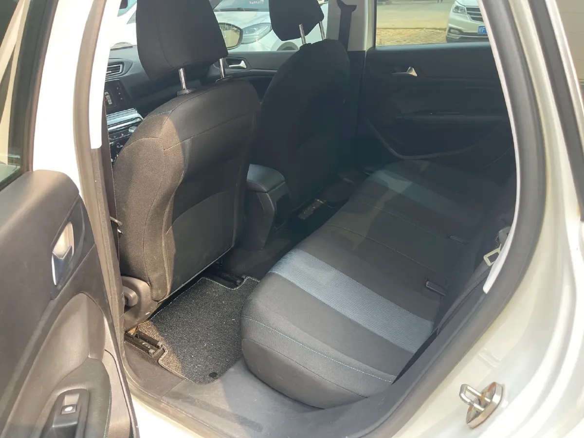 2018 Peugeot 308 1.6L 117HP L4 6AT,autocango,china used car exporter,china ev exporter,chinese used car exporter,chinese used ev exporter