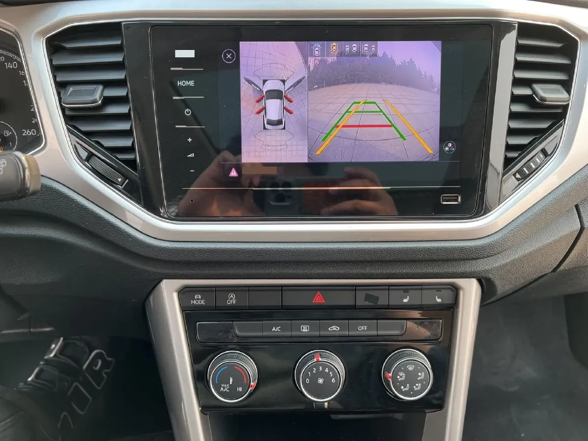 2021 Volkswagen T-Roc 1.4T 150HP L4 7DCT,autocango,china used car exporter,china ev exporter,chinese used car exporter,chinese used ev exporter