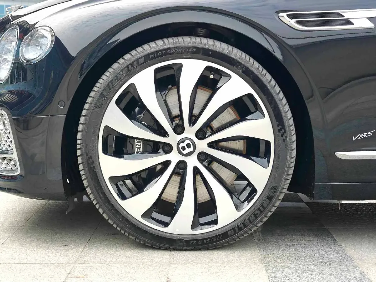 2021 Bentley Flying Spur 4.0T 550HP V8 8DCT,autocango,china used car exporter,china ev exporter,chinese used car exporter,chinese used ev exporter