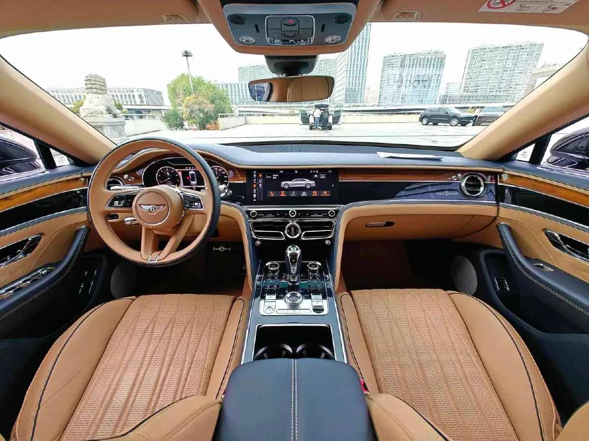 2021 Bentley Flying Spur 4.0T 550HP V8 8DCT,autocango,china used car exporter,china ev exporter,chinese used car exporter,chinese used ev exporter