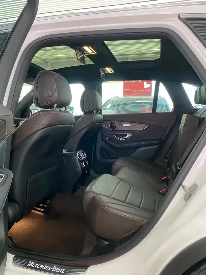 2021 Mercedes-Benz GLC Class 2.0T 258HP L4 9AT,autocango,china used car exporter,china ev exporter,chinese used car exporter,chinese used ev exporter