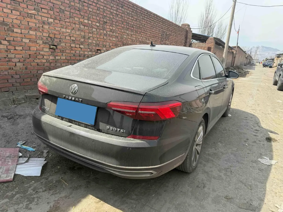 2021 Volkswagen Passat 2.0T 186HP L4 7DCT,autocango,china used car exporter,china ev exporter,chinese used car exporter,chinese used ev exporter