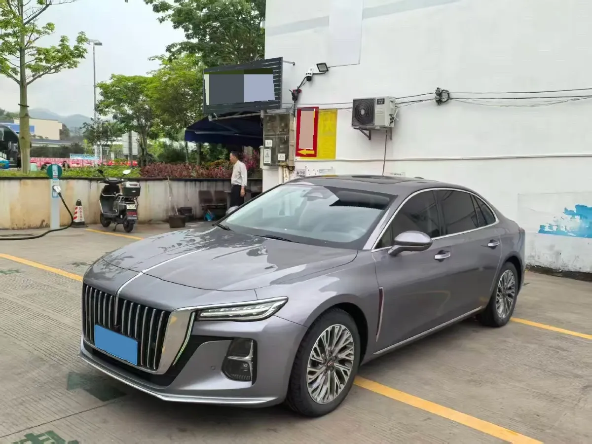 2023 HongQi H5 2.0T 224HP L4 8AT,autocango,china used car exporter,china ev exporter,chinese used car exporter,chinese used ev exporter
