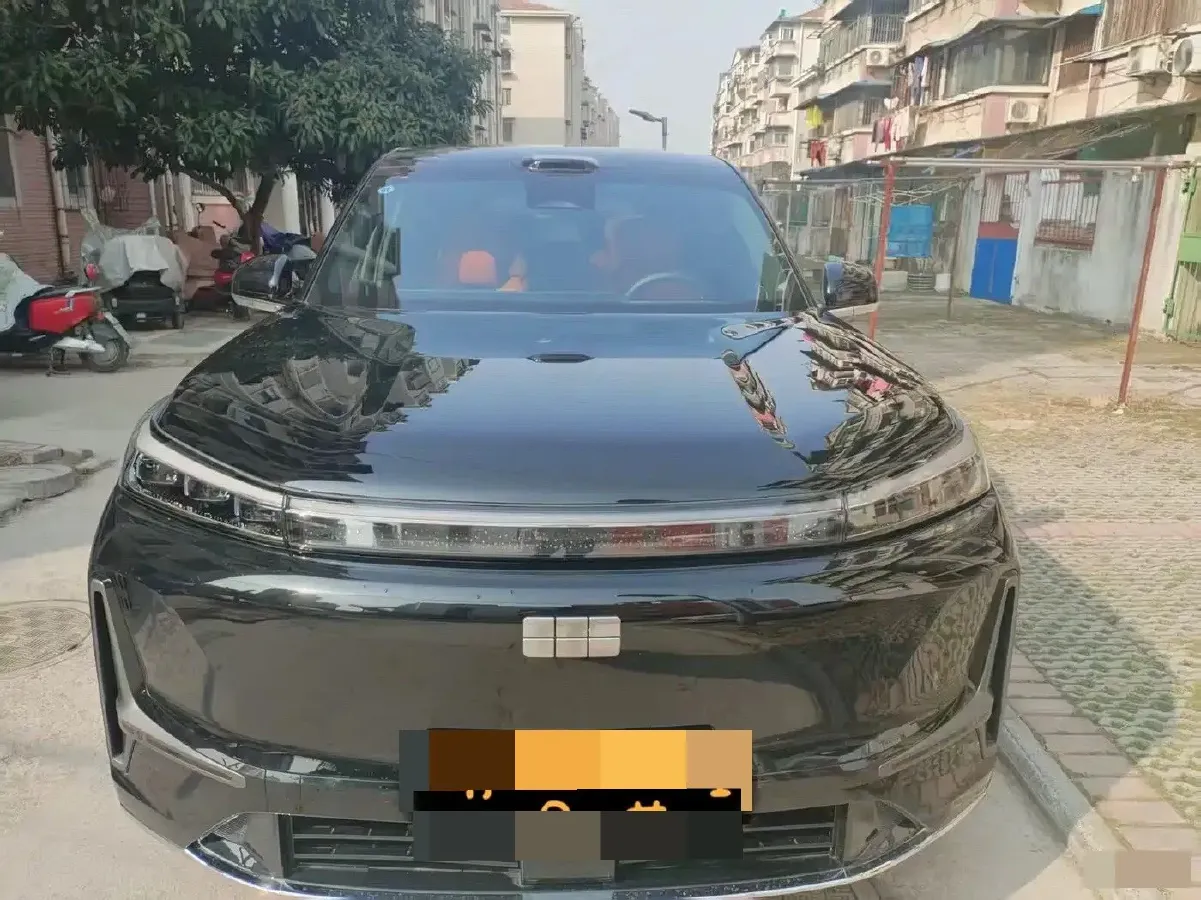 2025 Volkswagen Tiguan L 2.0T 220HP L4 7DCT,autocango,china used car exporter,china ev exporter,chinese used car exporter,chinese used ev exporter