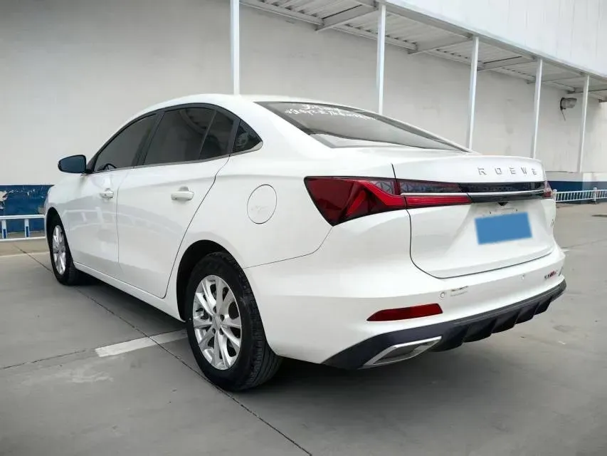2023 Roewe i5 1.5L 129HP L4 CVT,autocango,china used car exporter,china ev exporter,chinese used car exporter,chinese used ev exporter