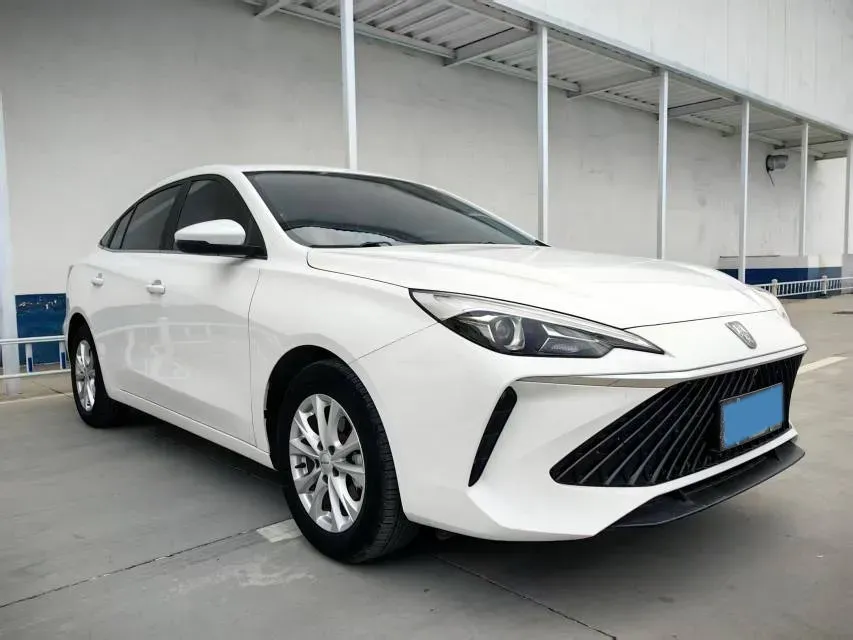 2023 Roewe i5 1.5L 129HP L4 CVT,autocango,china used car exporter,china ev exporter,chinese used car exporter,chinese used ev exporter