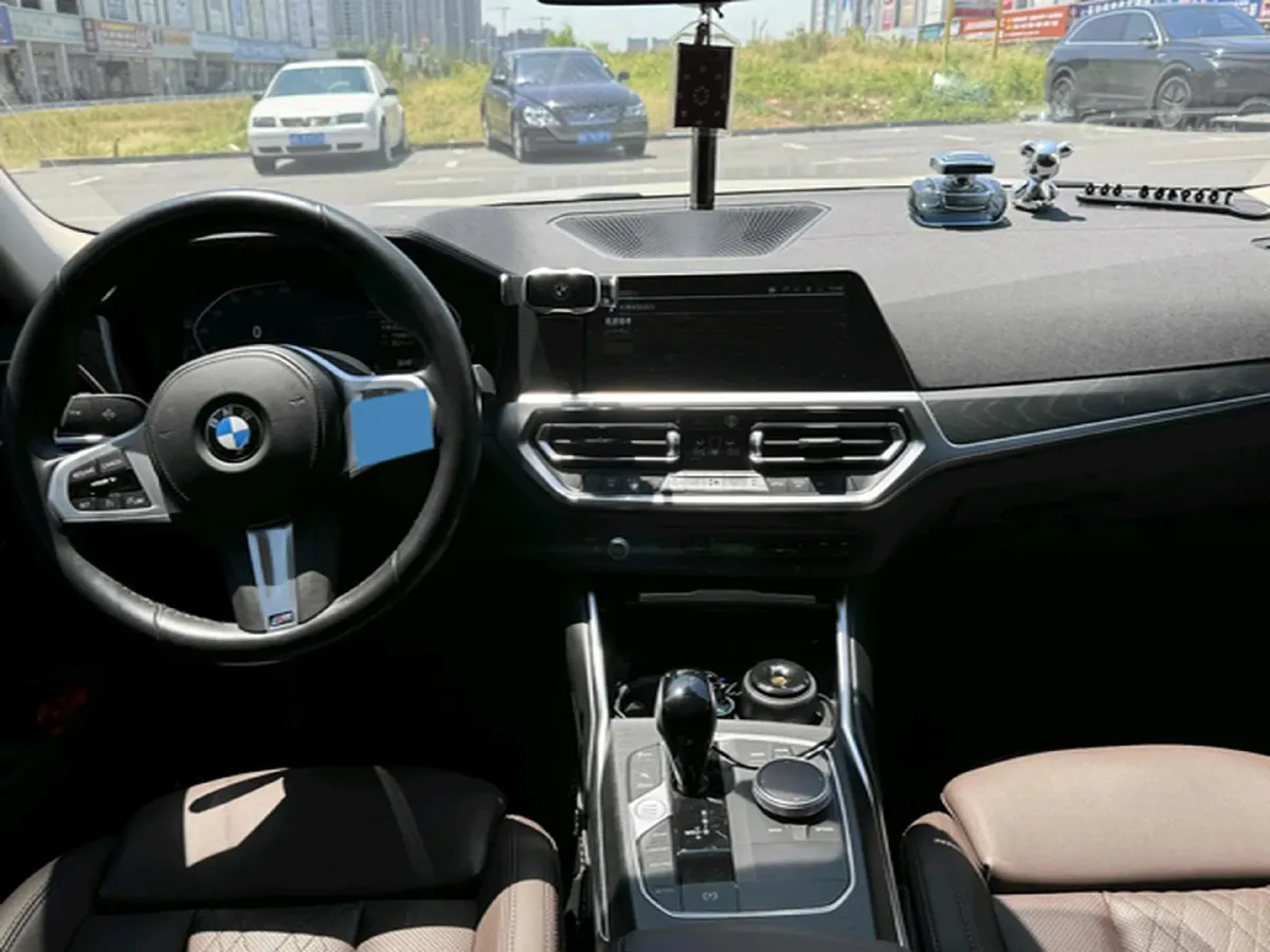 2021 BMW 3 Series 2.0T 184HP L4 8AT,autocango,china used car exporter,china ev exporter,chinese used car exporter,chinese used ev exporter