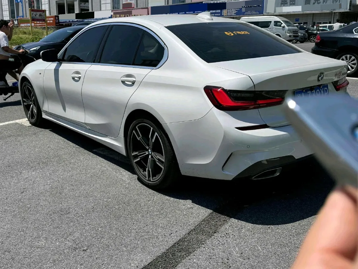 2021 BMW 3 Series 2.0T 184HP L4 8AT,autocango,china used car exporter,china ev exporter,chinese used car exporter,chinese used ev exporter
