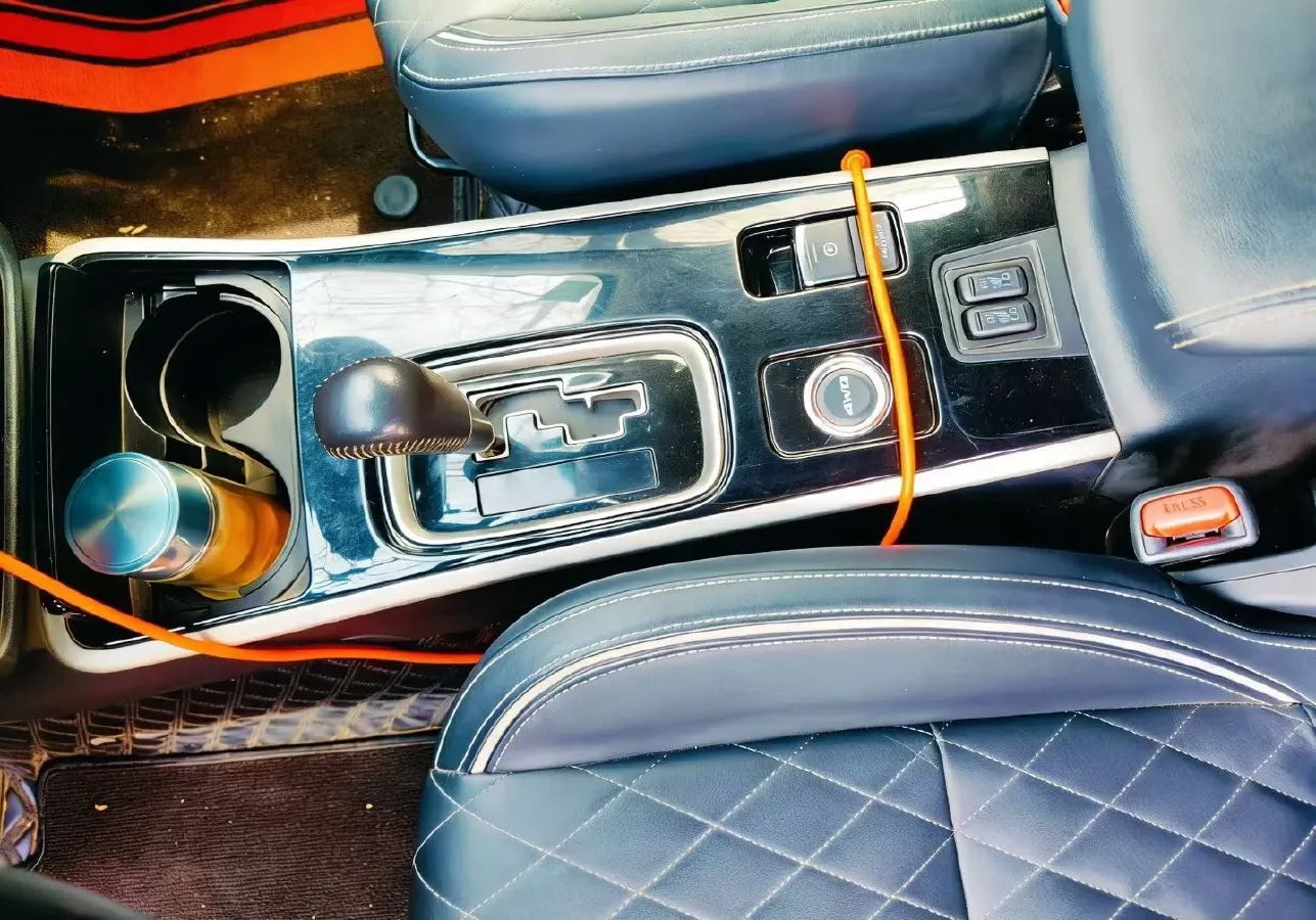 2020 Mitsubishi Outlander 2.4L 192HP L4 CVT,autocango,china used car exporter,china ev exporter,chinese used car exporter,chinese used ev exporter