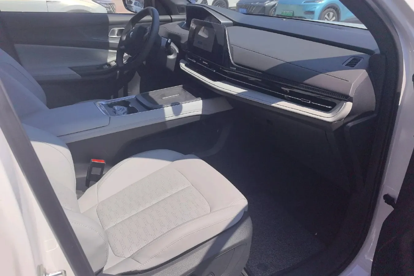 2025 ChangAn CS55PLUS PHEV 1.5L 98HP L4 E-CVT PHEV,autocango,china used car exporter,china ev exporter,chinese used car exporter,chinese used ev exporter