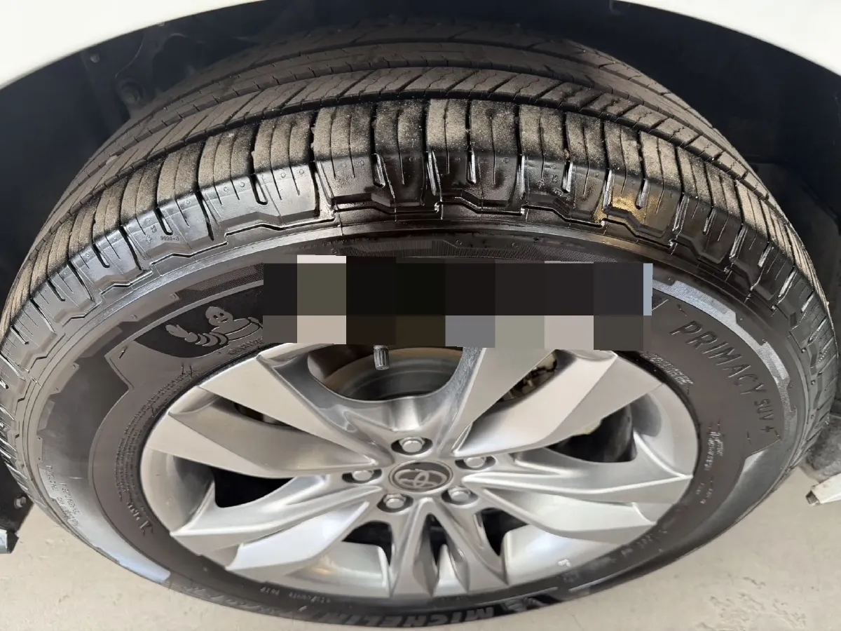 2024 Toyota Sienna 2.5L 189HP L4 E-CVT Hybrid,autocango,china used car exporter,china ev exporter,chinese used car exporter,chinese used ev exporter