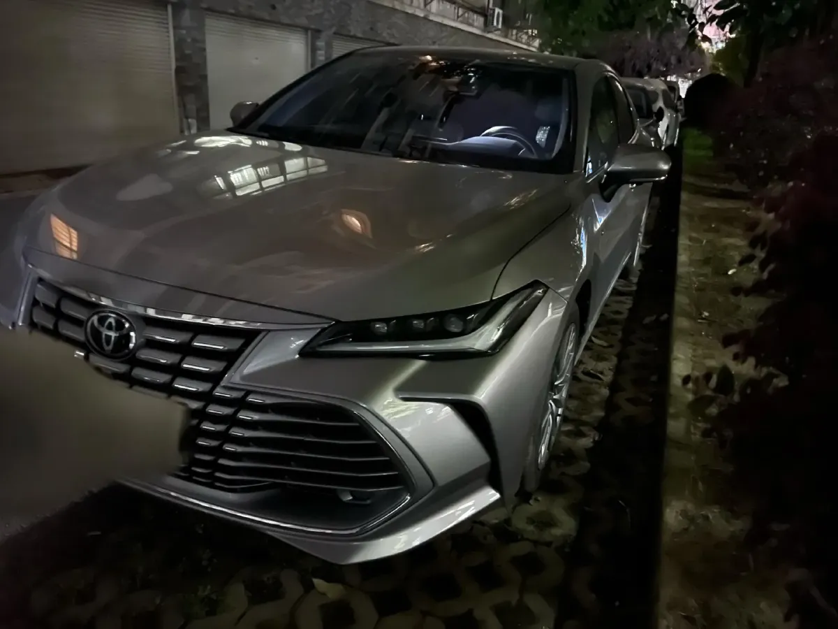 2024 Toyota Avalon 2.0L 152HP L4 E-CVT Hybrid,autocango,china used car exporter,china ev exporter,chinese used car exporter,chinese used ev exporter