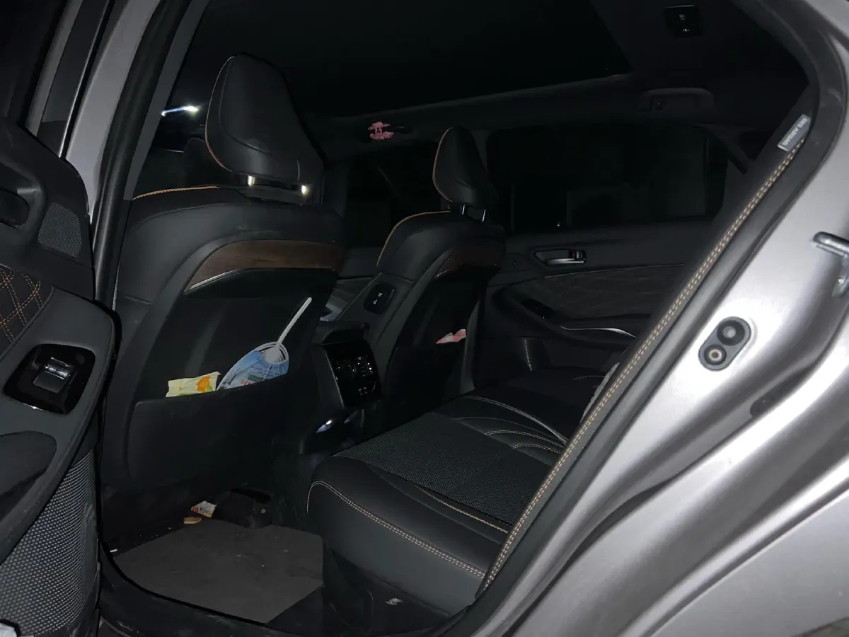 2024 Toyota Avalon 2.0L 152HP L4 E-CVT Hybrid,autocango,china used car exporter,china ev exporter,chinese used car exporter,chinese used ev exporter