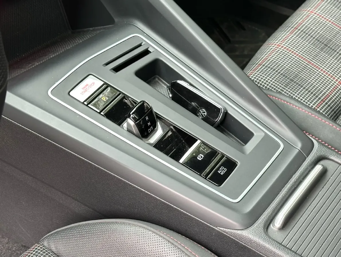 2021 Honda CR-V 1.5T 193HP L4 CVT,autocango,china used car exporter,china ev exporter,chinese used car exporter,chinese used ev exporter