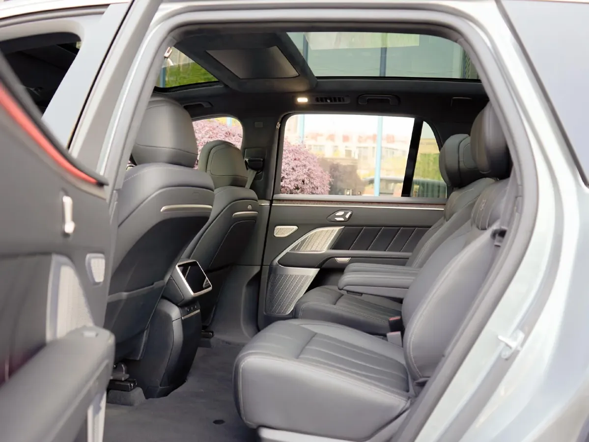 2025 ONVO L90 BEV,autocango,china used car exporter,china ev exporter,chinese used car exporter,chinese used ev exporter