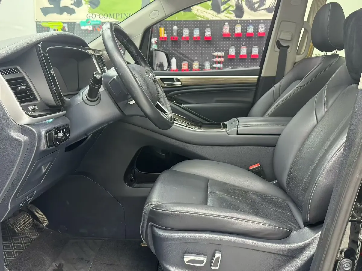 2021 GAC Trumpchi M8 2.0T 252HP L4 8AT,autocango,china used car exporter,china ev exporter,chinese used car exporter,chinese used ev exporter