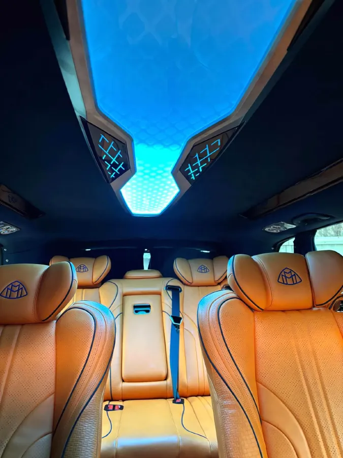 2021 Mercedes-Benz Vito 2.0T 211HP L4 9AT,autocango,china used car exporter,china ev exporter,chinese used car exporter,chinese used ev exporter