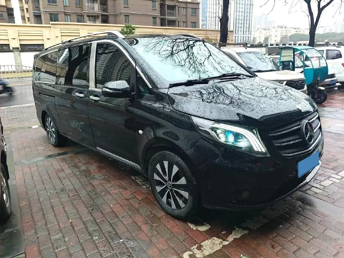 2021 Mercedes-Benz Vito 2.0T 211HP L4 9AT,autocango,china used car exporter,china ev exporter,chinese used car exporter,chinese used ev exporter