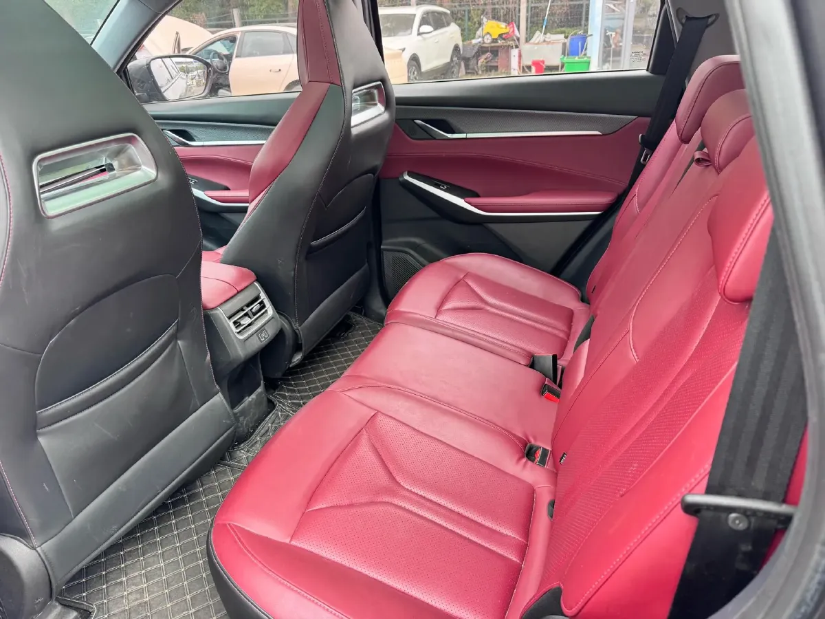 2022 ChangAn CS75 Plus 1.5T 178HP L4 6AT,autocango,china used car exporter,china ev exporter,chinese used car exporter,chinese used ev exporter