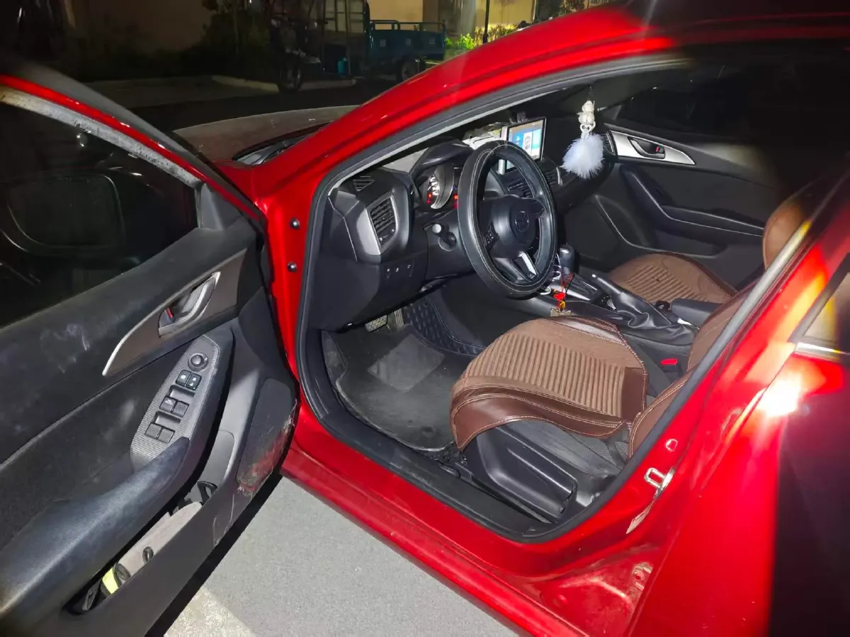 2017 Mazda 3 Axela 1.5L 117HP L4 6AT,autocango,china used car exporter,china ev exporter,chinese used car exporter,chinese used ev exporter