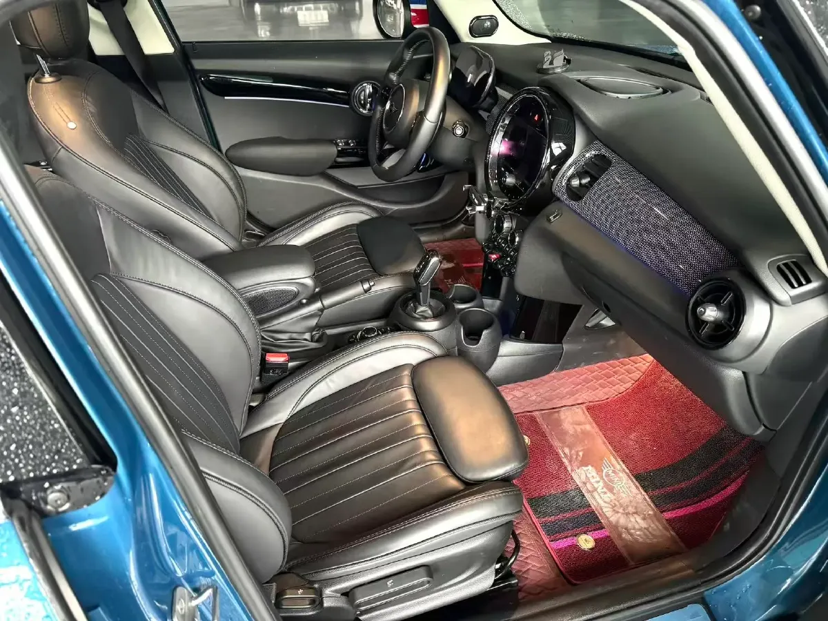 2022 MINI MINI 2.0T 192HP L4 7DCT,autocango,china used car exporter,china ev exporter,chinese used car exporter,chinese used ev exporter