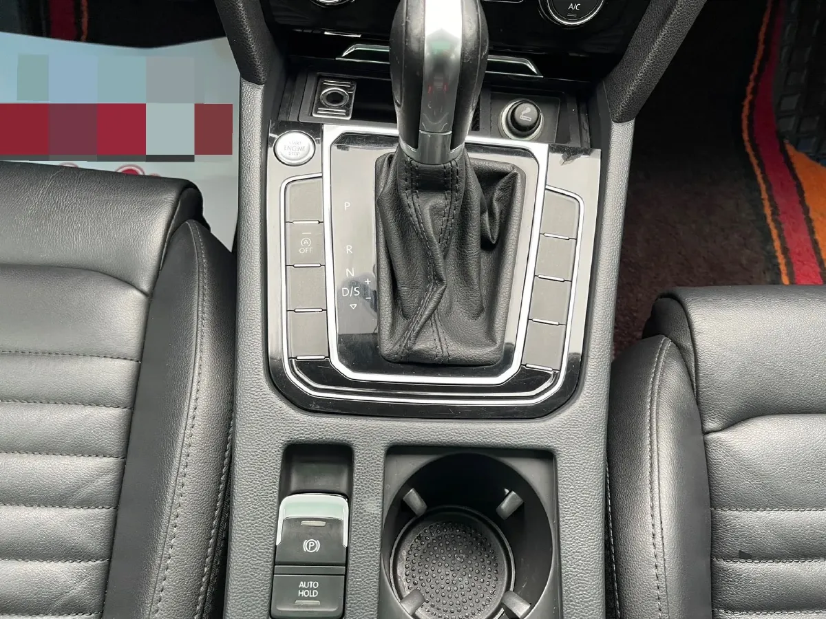 2019 Volkswagen Magotan 2.0T 186HP L4 7DCT,autocango,china used car exporter,china ev exporter,chinese used car exporter,chinese used ev exporter