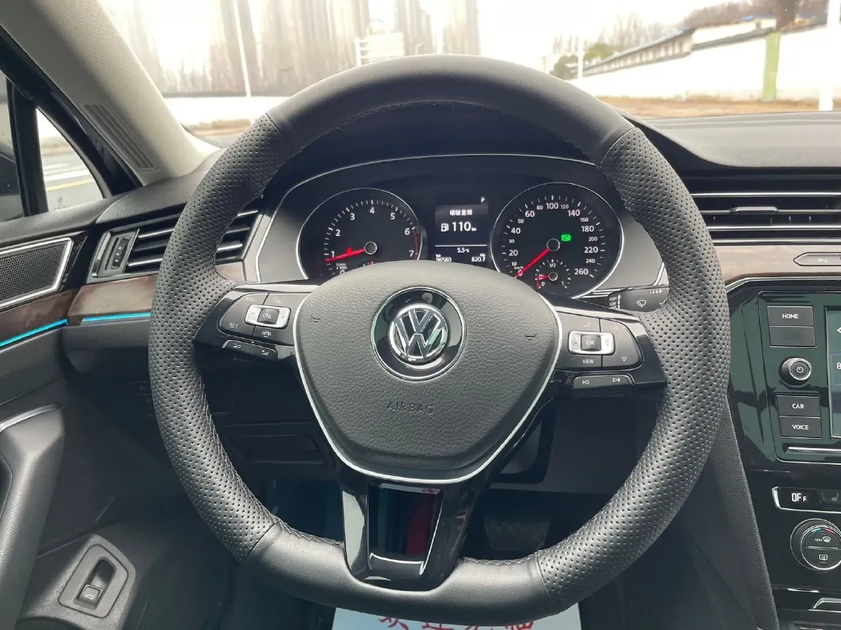 2019 Volkswagen Magotan 2.0T 186HP L4 7DCT,autocango,china used car exporter,china ev exporter,chinese used car exporter,chinese used ev exporter
