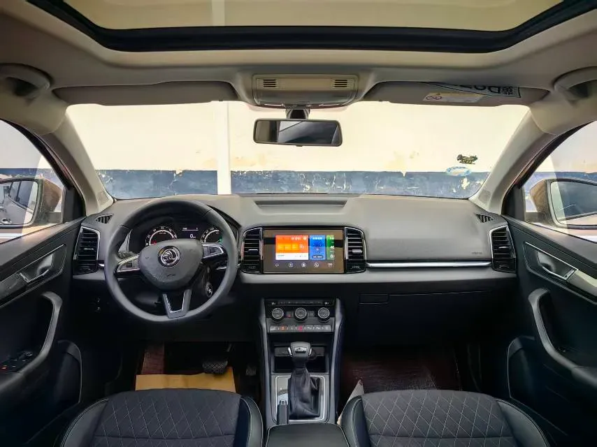 2019 Skoda Karoq 1.4T 150HP L4 7DCT,autocango,china used car exporter,china ev exporter,chinese used car exporter,chinese used ev exporter