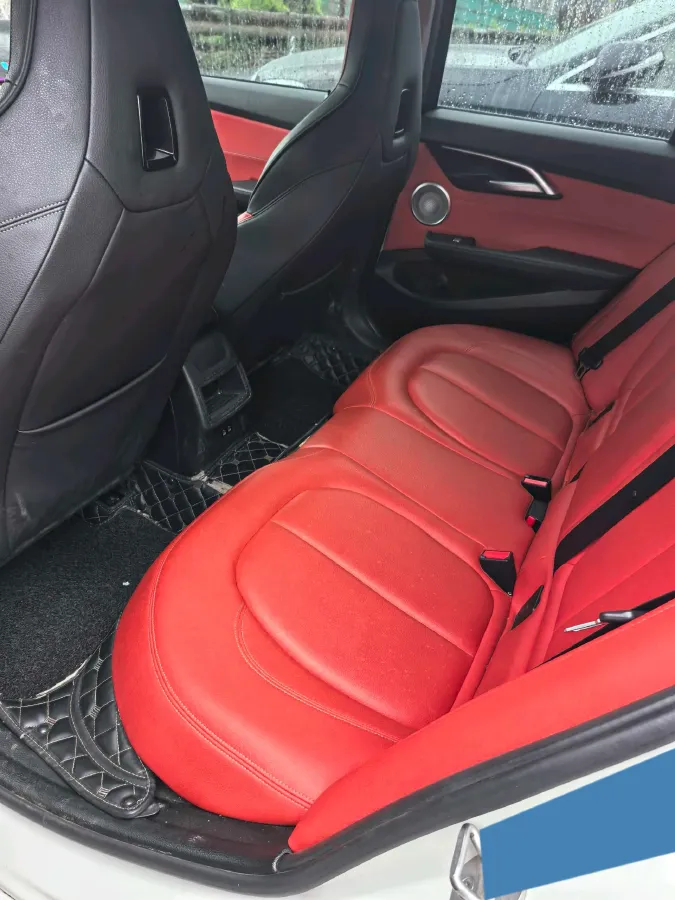 2022 BMW 1 Series 2.0T 192HP L4 7DCT,autocango,china used car exporter,china ev exporter,chinese used car exporter,chinese used ev exporter