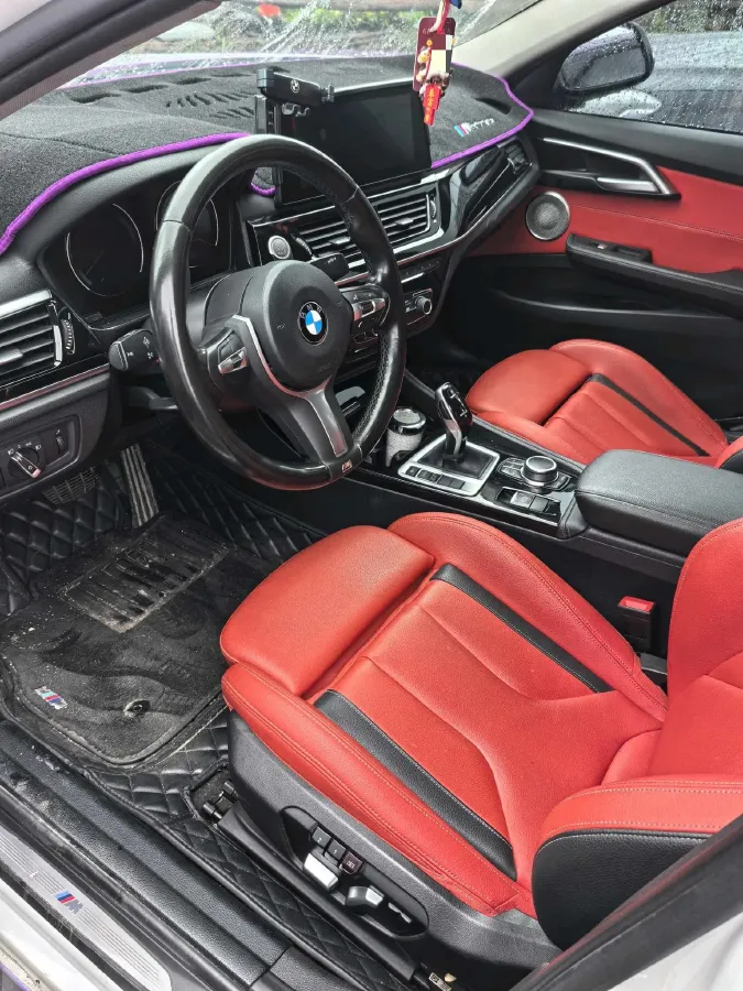 2022 BMW 1 Series 2.0T 192HP L4 7DCT,autocango,china used car exporter,china ev exporter,chinese used car exporter,chinese used ev exporter