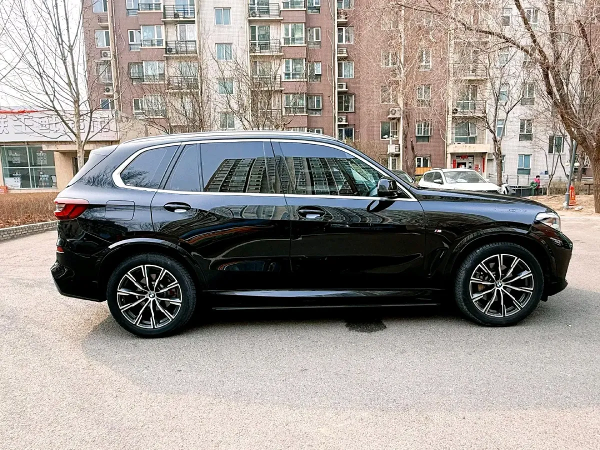 2021 BMW X5 2.0T 265HP L4 8AT,autocango,china used car exporter,china ev exporter,chinese used car exporter,chinese used ev exporter