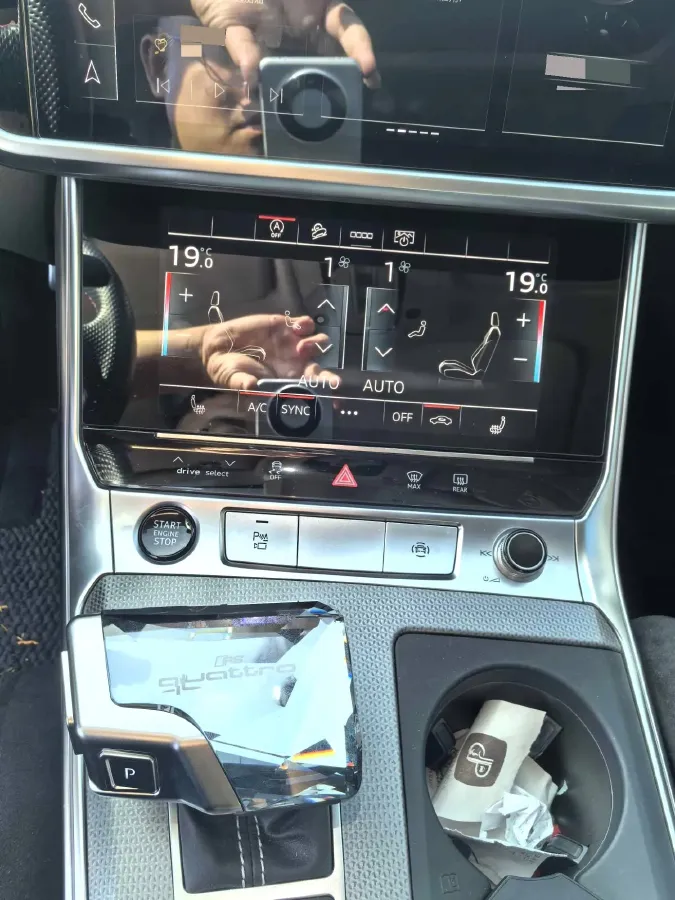 2022 Audi A6 3.0T 340HP V6 7DCT,autocango,china used car exporter,china ev exporter,chinese used car exporter,chinese used ev exporter