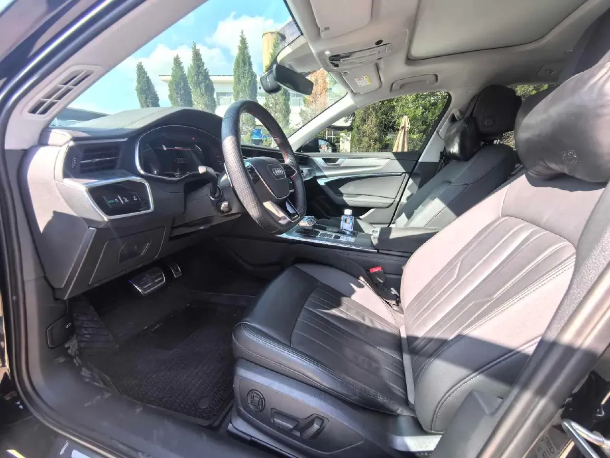 2022 Audi A6 3.0T 340HP V6 7DCT,autocango,china used car exporter,china ev exporter,chinese used car exporter,chinese used ev exporter