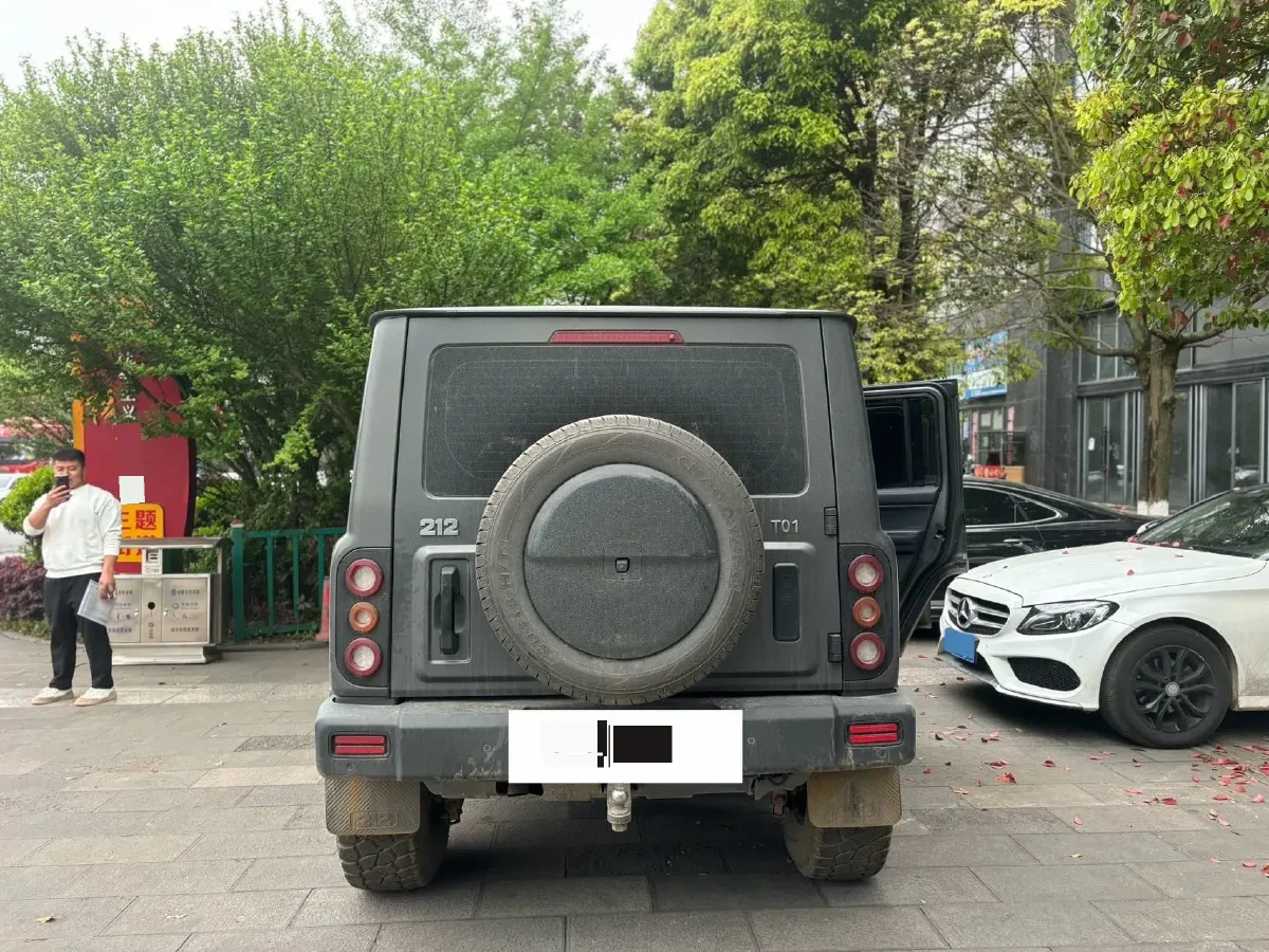 2024 212 212 T01 2.0T 252HP L4 8AT,autocango,china used car exporter,china ev exporter,chinese used car exporter,chinese used ev exporter