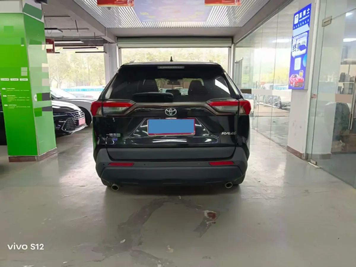 2022 Toyota RAV4 2.0L 171HP L4 CVT,autocango,china used car exporter,china ev exporter,chinese used car exporter,chinese used ev exporter