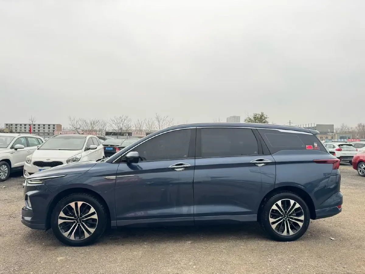 2022 WuLing KaiJie 1.5T 177HP L4 CVT,autocango,china used car exporter,china ev exporter,chinese used car exporter,chinese used ev exporter