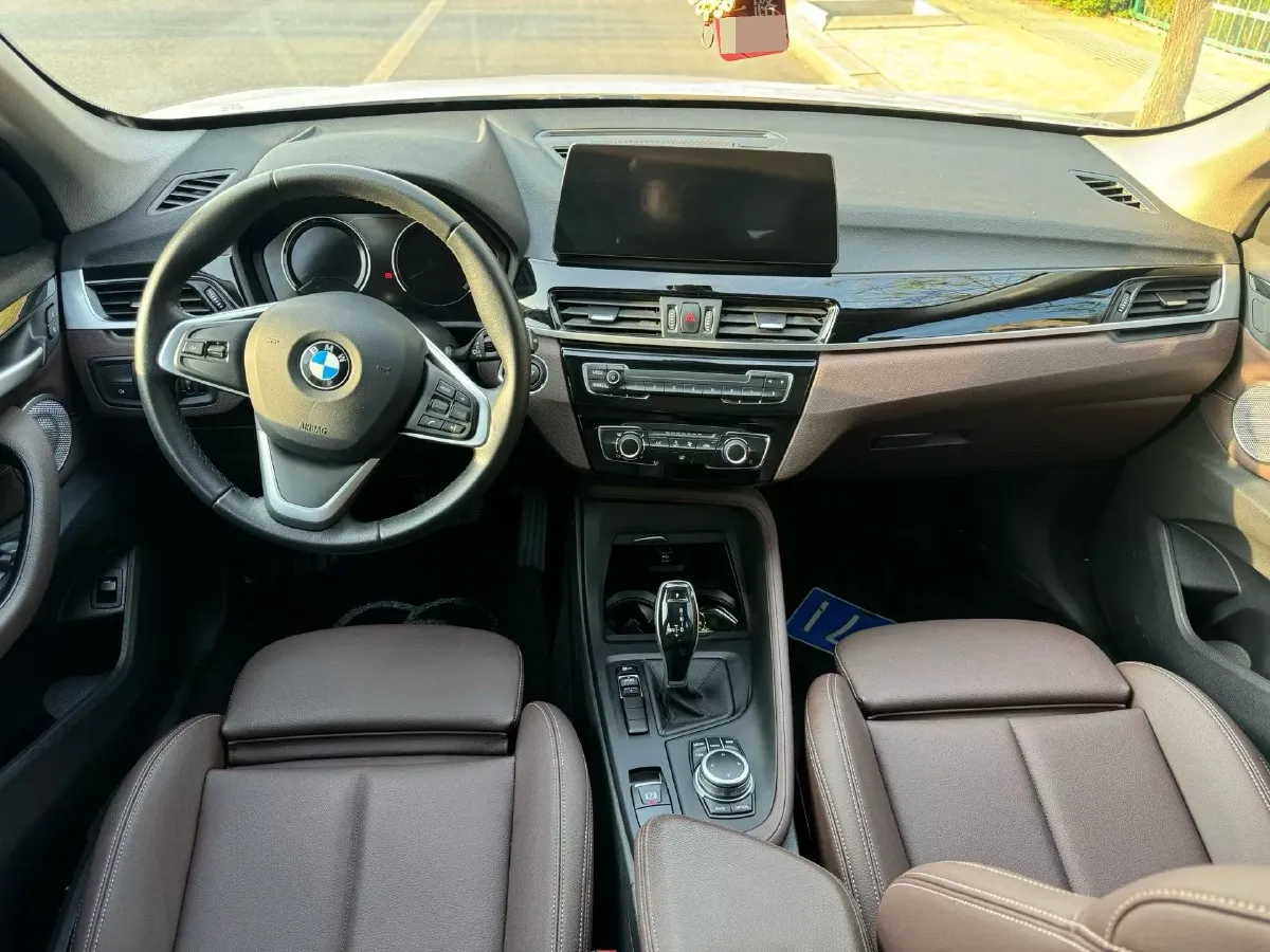 2021 BMW X1 1.5T 140HP L3 7DCT,autocango,china used car exporter,china ev exporter,chinese used car exporter,chinese used ev exporter