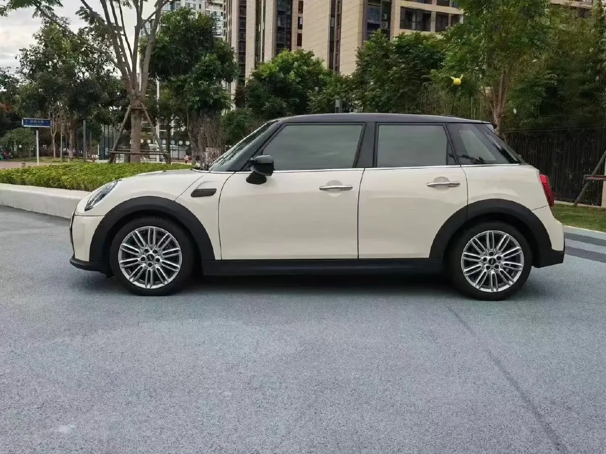 2022 MINI MINI 1.5T 136HP L3 7DCT,autocango,china used car exporter,china ev exporter,chinese used car exporter,chinese used ev exporter