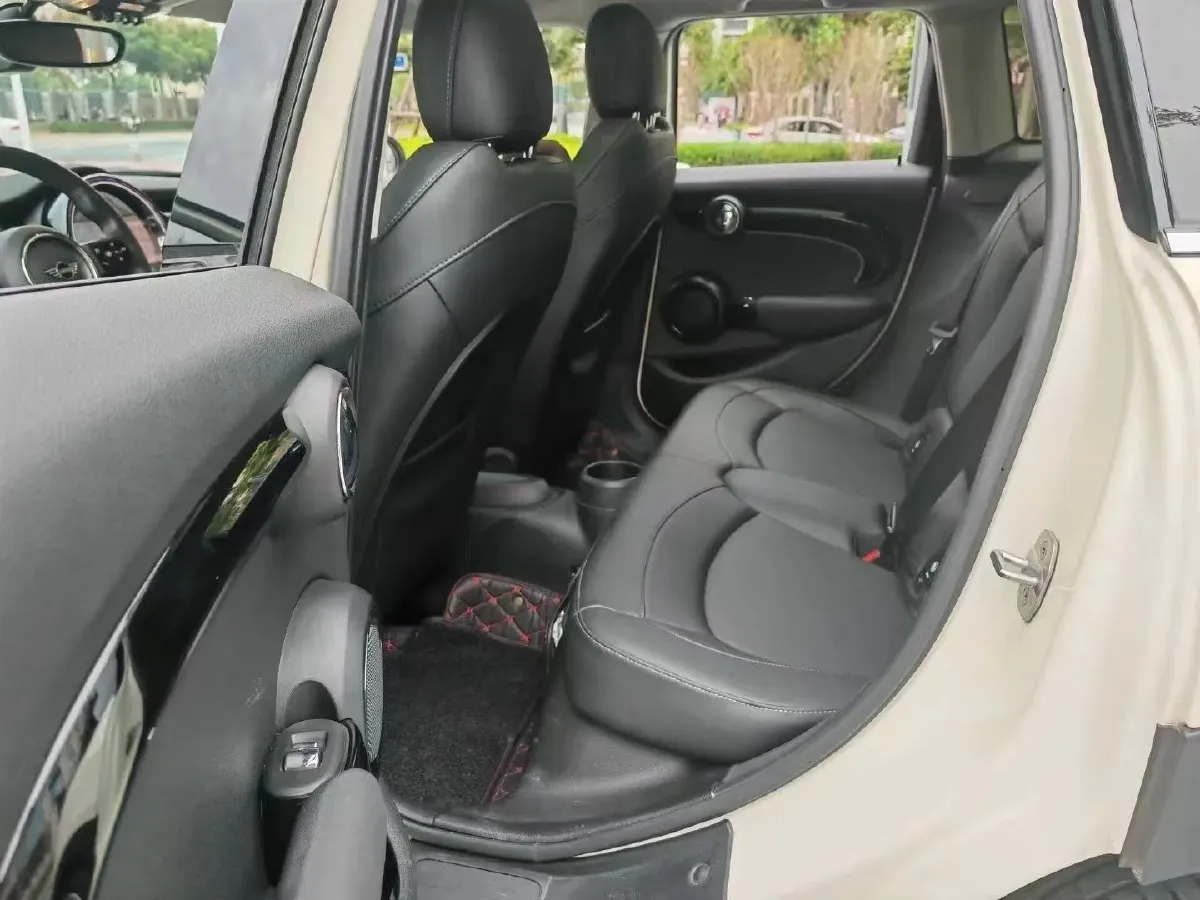 2022 MINI MINI 1.5T 136HP L3 7DCT,autocango,china used car exporter,china ev exporter,chinese used car exporter,chinese used ev exporter