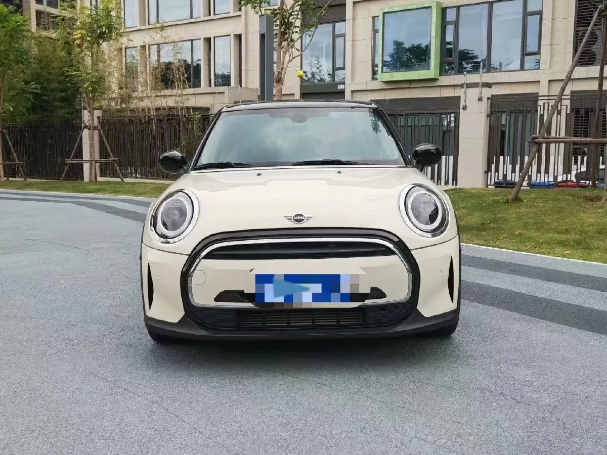 2022 MINI MINI 1.5T 136HP L3 7DCT,autocango,china used car exporter,china ev exporter,chinese used car exporter,chinese used ev exporter