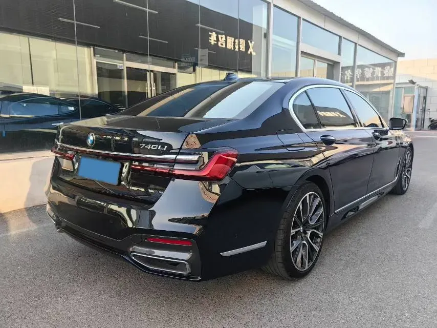 2021 BMW 7 Series 3.0T 340HP L6 8AT,autocango,china used car exporter,china ev exporter,chinese used car exporter,chinese used ev exporter