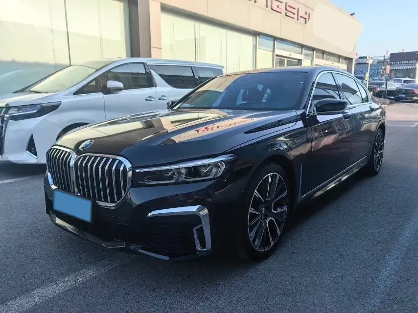 2021 BMW 7 Series 3.0T 340HP L6 8AT,autocango,china used car exporter,china ev exporter,chinese used car exporter,chinese used ev exporter