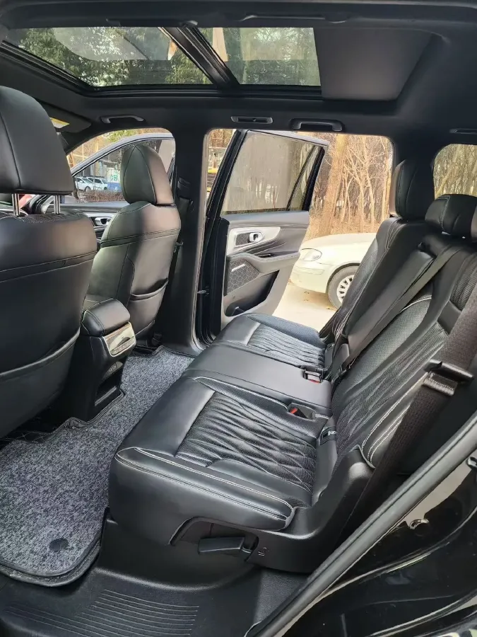 2022 GAC Trumpchi GS8 2.0T 252HP L4 8AT,autocango,china used car exporter,china ev exporter,chinese used car exporter,chinese used ev exporter