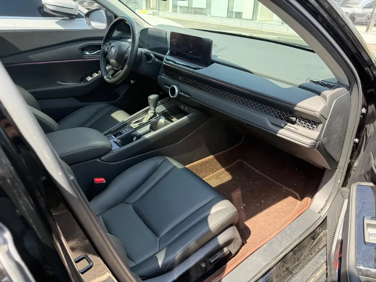 2023 Honda Accord 1.5T 192HP L4 CVT,autocango,china used car exporter,china ev exporter,chinese used car exporter,chinese used ev exporter