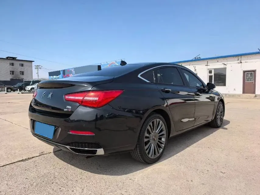 2020 HongQi H5 1.5T 169HP L4 7DCT,autocango,china used car exporter,china ev exporter,chinese used car exporter,chinese used ev exporter